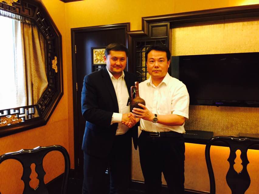 On September 16, 2016, kazakhstan astana saja international financial centre (AIFC) director, general manager, nur buick line to visit my company